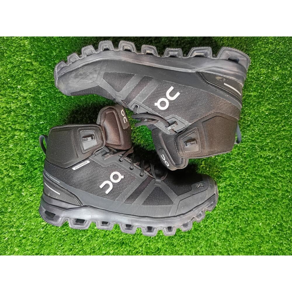 On Cloudrock Waterproof Hiking Boots - Black Women's 8.5